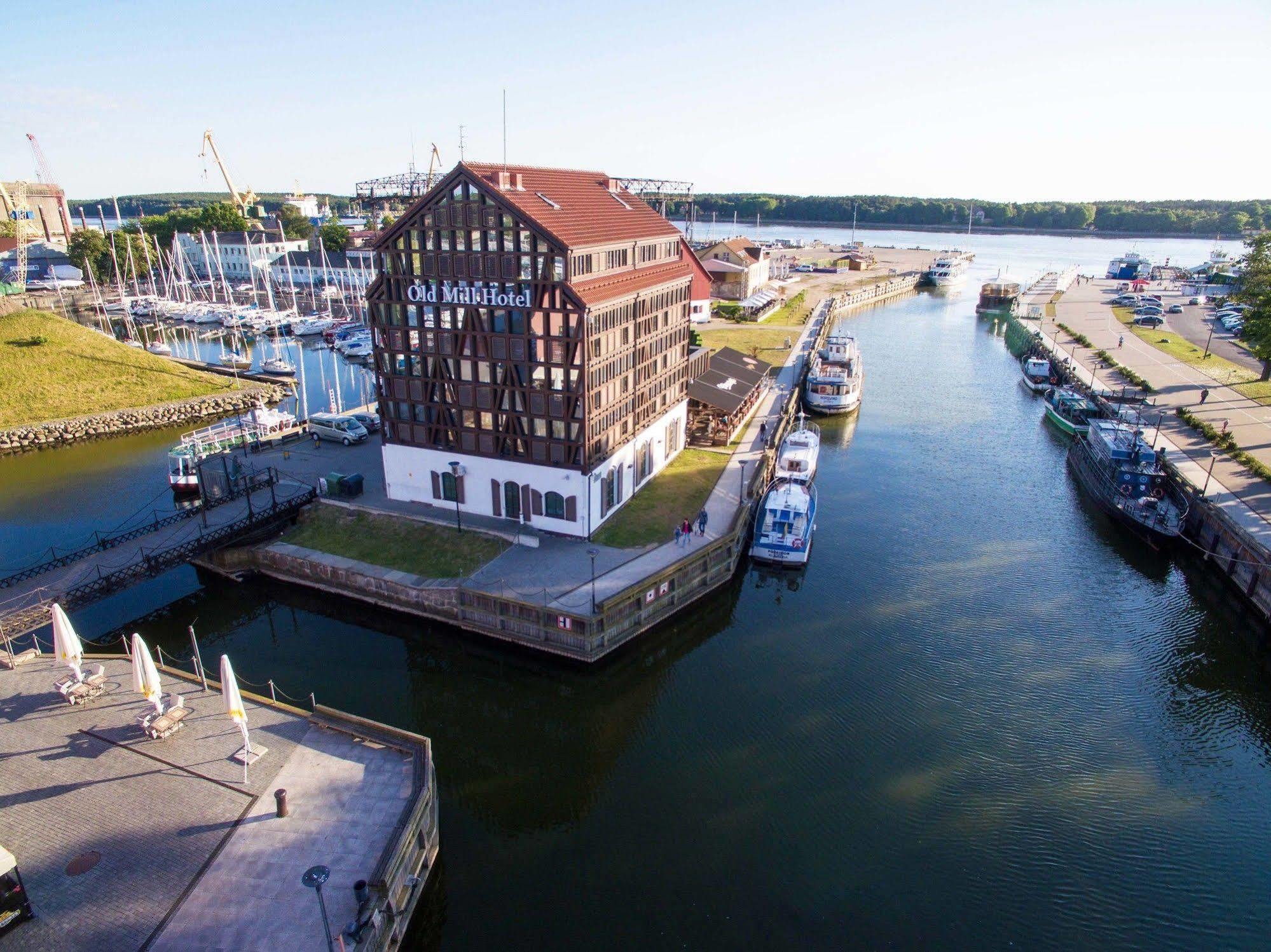 Old Mill Hotel クライペダ エクステリア 写真